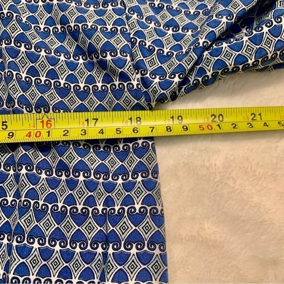 NWT Max Studio Top XS Kimono Style Top 100% Rayon Blue Shades White Short Slvs - Picture 16 of 16